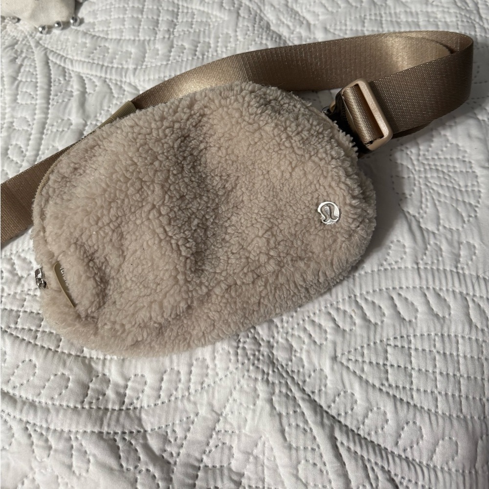 Lululemon Fanny pack